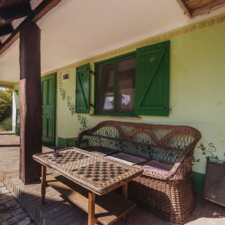 Sobe Kod Baje - Baranjska Kuca Bed & Breakfast Karanac Bagian luar foto