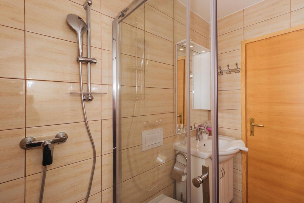 Sobe Kod Baje - Baranjska Kuca Bed & Breakfast Karanac Bagian luar foto